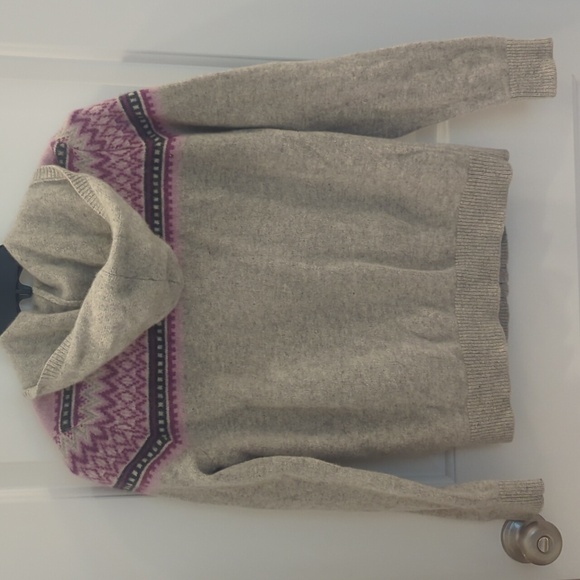 Vineyard Vines Cream and Pink Patterned Cardigan - Picture 3 of 9